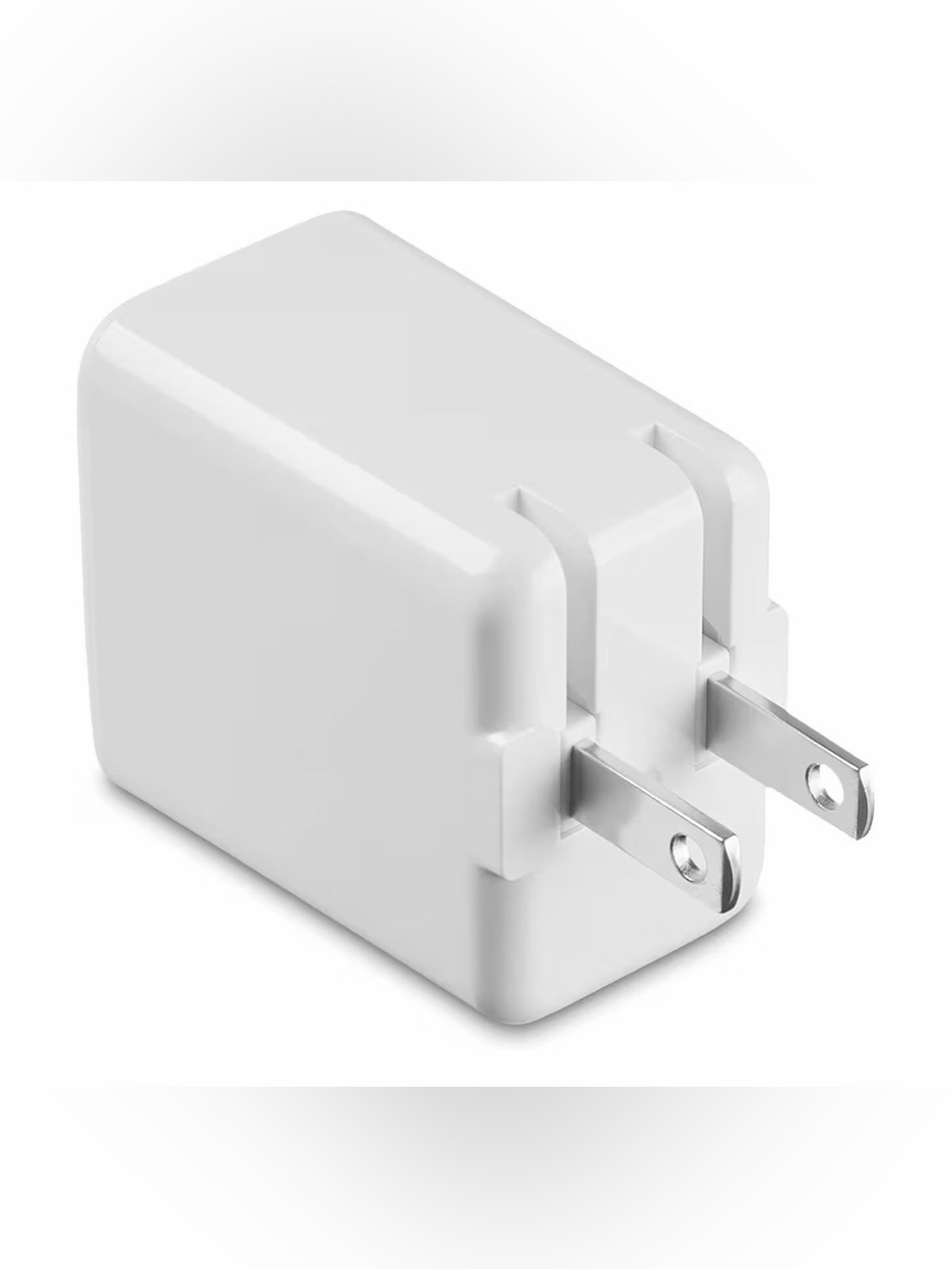Amazon Basics 12W One Port USB-A Wall Charger (2.4A) - Picture 6 of 8